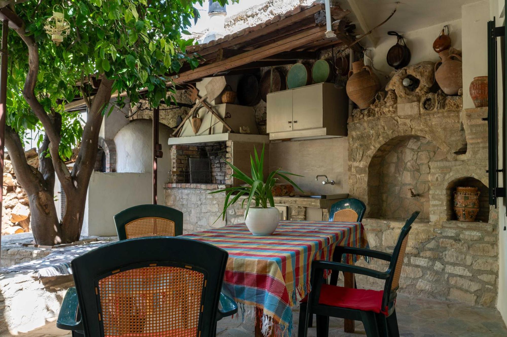 House Rachati Zaros Exterior photo